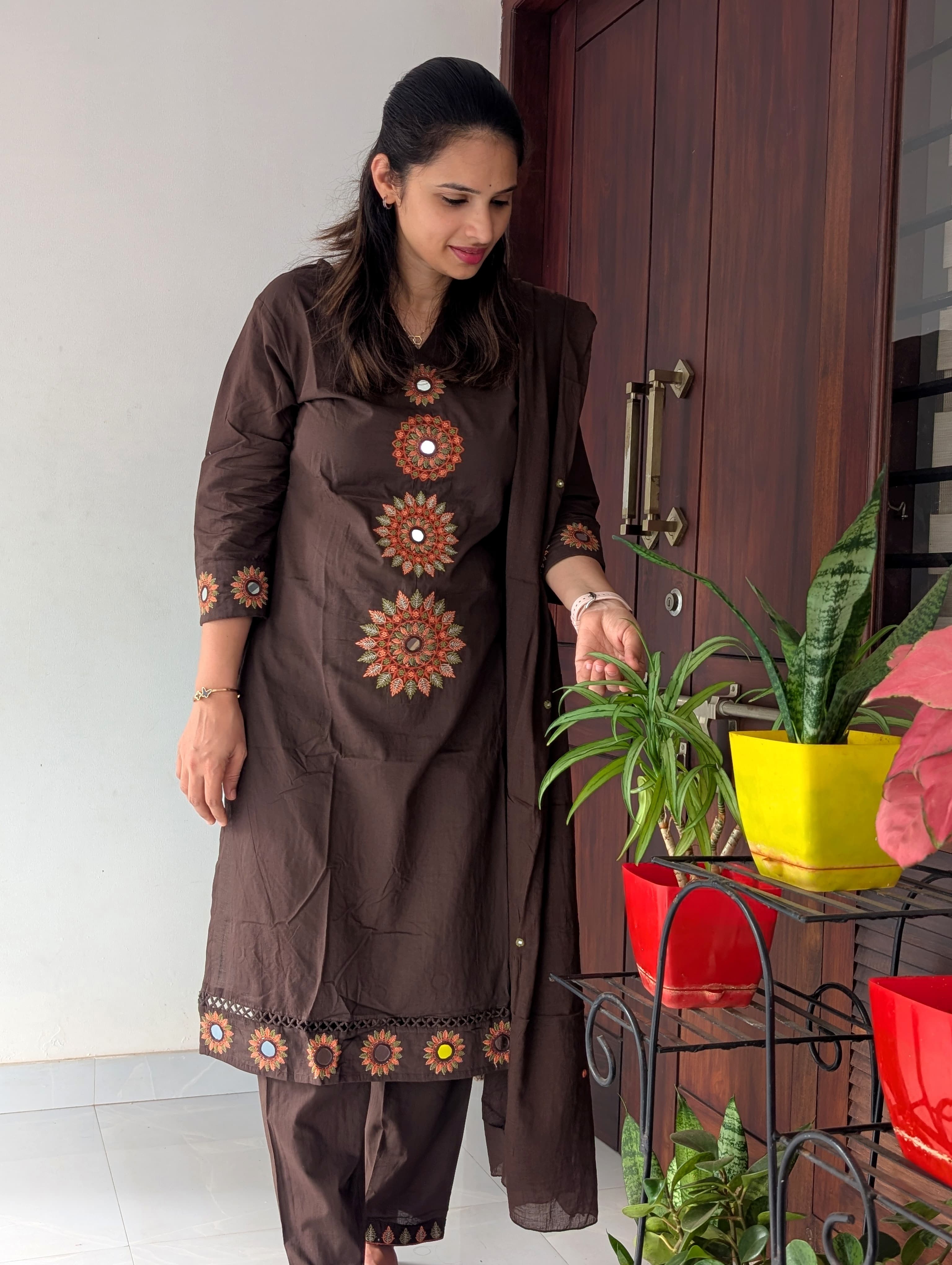 Embroidered cotton 3-piece salwar set