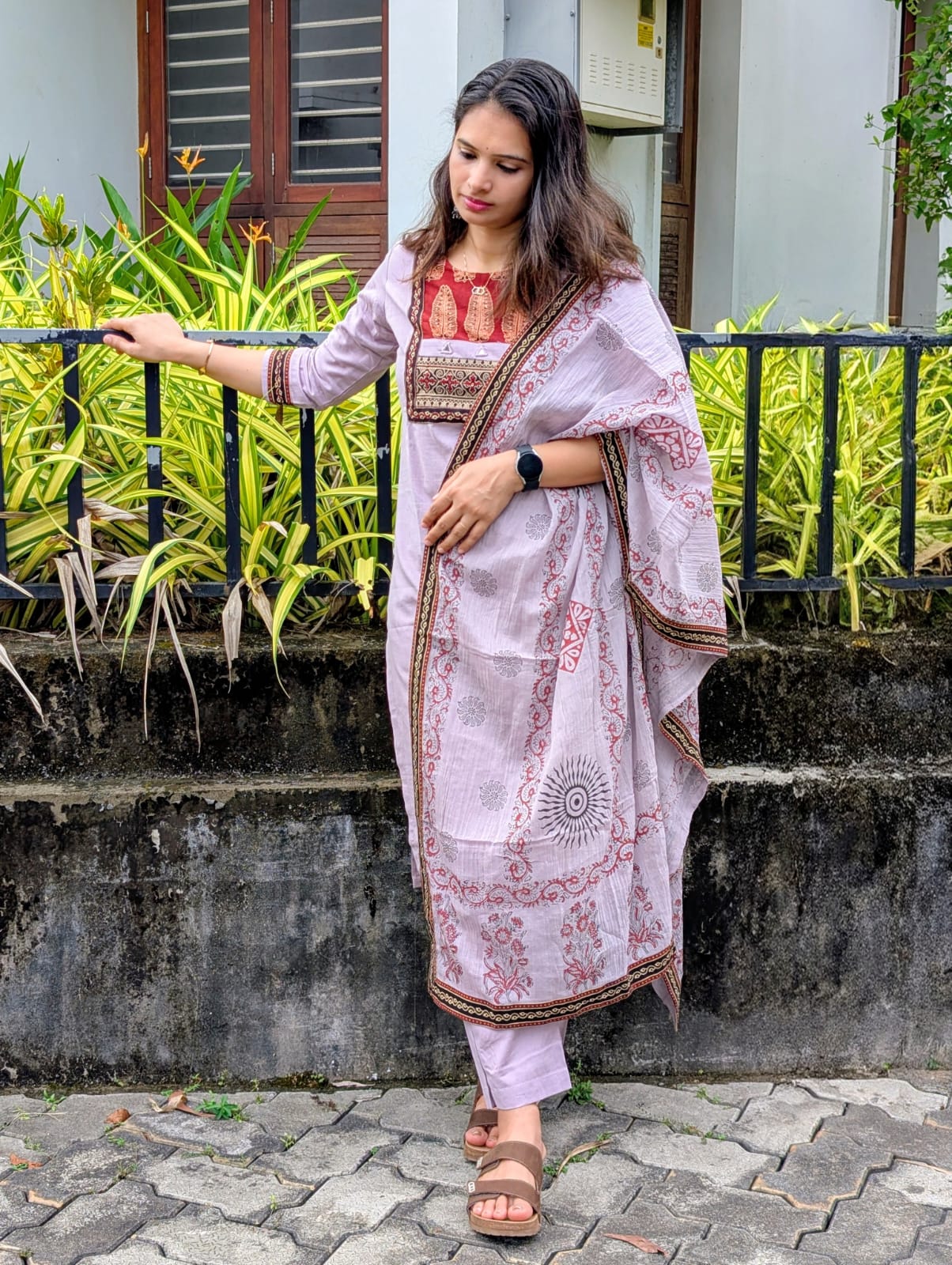 Linen Blend Salwar set with printed detailing